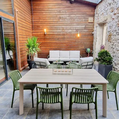 Apartment Le Loft De Thau, Standing, Grand Patio, Deco Boheme, Parking, Climatisation Sète