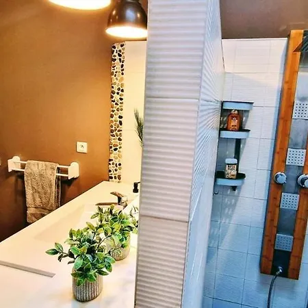 Le Loft De Thau, Standing, Grand Patio, Deco Boheme, Parking, Climatisation Apartmán *